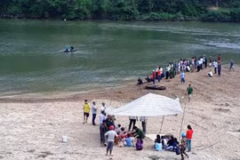 Hà Tĩnh: Rủ nhau tắm sông, 3 học sinh đuối nước thương tâm