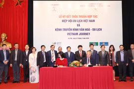 Ký kết Thỏa thuận hợp tác giữa Hiệp hội Du lịch Việt Nam và Kênh Truyền hình Văn hóa - Du lịch