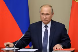 Putin: Chúng tôi cũng sẽ phát triển tên lửa hạt nhân
