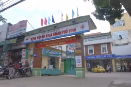 Nghệ An: Người nhà bệnh nhân đánh bác sĩ nhập viện