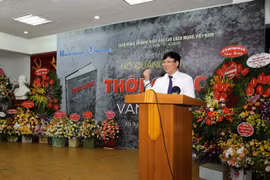 Nhà báo Hồ Quang Lợi ra mắt cuốn sách "Thời cuộc và văn hóa"