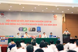Sơ kết lượt đi các Giải bóng đá chuyên nghiệp Quốc gia 2019