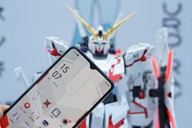 OPPO giới thiệu Reno Ace phiên bản kỉ niệm 40 năm Gundam