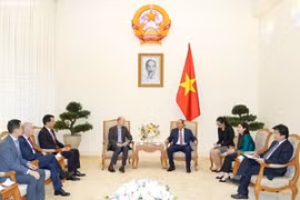 Thủ tướng tiếp các doanh nghiệp nước ngoài đầu tư vào Việt Nam
