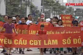 Hà Nội: Cư dân xuống đường phản đối chủ đầu tư 'nhồi' thêm bệnh viện vào khu đô thị