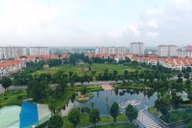 Hạn chế tối đa việc xây dựng các công trình thấp tầng, giảm tải khu vực nội đô