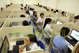 Sẽ tổ chức kỳ thi THPT quốc gia trên máy tính từ năm 2021