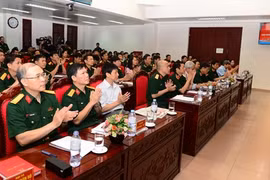 "Nhà báo chiến sĩ noi gương nhà báo Hồ Chí Minh"