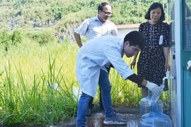 Hà Nội: Công bố mới nhất về kết quả phân tích mẫu nước sạch sông Đà