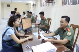 Cải cách hành chính lấy yếu tố con người làm trọng tâm