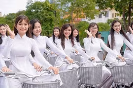 Ngành sư phạm và y tế sẽ có điểm sàn riêng
