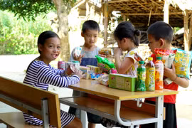 Tổ chức Cứu trợ Trẻ em tại Việt Nam đẩy mạnh giáo dục hòa nhập cho trẻ em khuyết tật ở Lào Cai