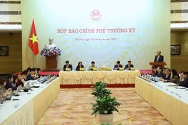 Kỷ luật 3 cá nhân liên quan đến vi phạm xe biển xanh đón người nhà Bộ trưởng