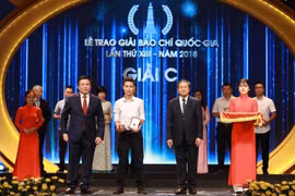 "Luôn đặt đích đến cho mình là đi tìm sự thật"