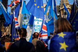 Các nhà làm luật Anh bàn về việc hoãn Brexit sau khi đơn kiến nghị đạt 6 triệu chữ ký
