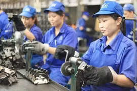 Từ 1/1/2020, lương tối thiểu vùng sẽ tăng từ 150.000-240.000 đồng/người/tháng