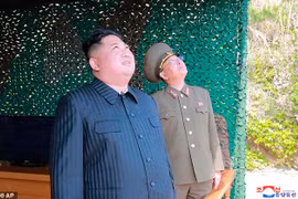KCNA: Nhà lãnh đạo Kim Jong-un giám sát cuộc thử tên lửa diễn ra hôm 9/5