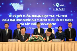 Quỹ phát triển Đại học Quốc gia TP. Hồ Chí Minh tiếp nhận 10 tỷ đồng tài trợ từ Tập đoàn Novaland