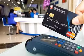 Đên năm 2021 toàn bộ 75 triệu thẻ ATM được đổi sang thẻ chip
