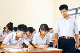 Lương giáo viên: "Góc khuất" phía sau trang giáo án