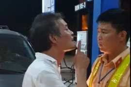 Thanh Hóa: Báo cáo Giám đốc Công an tỉnh vụ lái xe biển xanh tát cảnh sát giao thông huyện