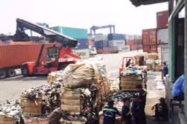 Hải quan thắt chặt kiểm soát nhập khẩu phế liệu