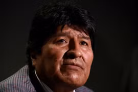 Ông Morales tới Argentina xin tị nạn