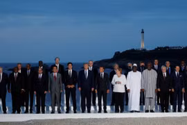 Trump bất ngờ khi Ngoại trưởng Iran xuất hiện tại hội nghị G7