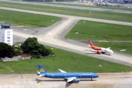 Phát triển hạ tầng sân bay: Huy động tiềm lực, hài hòa lợi ích