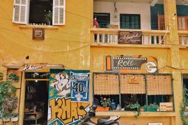 60s-Sixty Square: Ngày trở lại