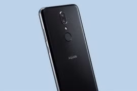 Sharp AQUOS V máy tầm trung, nhưng lại trang bị chip cao cấp của năm 2017