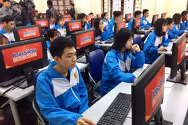 Hội thi Olympic toàn quốc các môn khoa học Mác- Lênin và Tư tưởng Hồ Chí Minh “Ánh sáng soi đường” lần thứ III