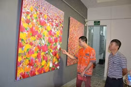 “Vùng đất mơ” của họa sĩ người Thái Somsak Chaituch