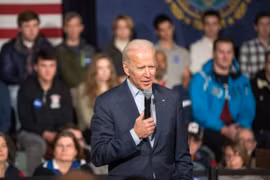 Bầu cử Tổng thống Mỹ 2020: Ông Joe Biden xem xét một phó Tổng thống thuộc đảng đối lập