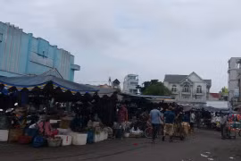 Tiền Giang: Cần tổ chức đấu giá công khai việc thu phí ở chợ trái cây Vĩnh Kim