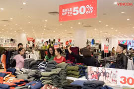 Hơn 800 thương hiệu khuyến mại đặc biệt trong mùa lễ hội Red Sale Carnival 2019