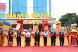 Nam A Bank tiếp tục khai trương phòng giao dịch mới tại Cần Thơ