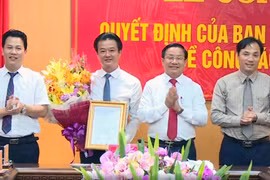 Hà Tĩnh: Công bố quyết định bổ nhiệm Trưởng Ban Nội chính và Trưởng Ban Tuyên giáo