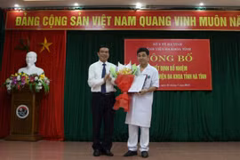 Bổ nhiệm tân Giám đốc Bệnh viện Đa khoa Hà Tĩnh