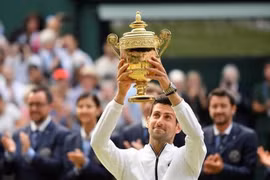 Djokovic vô địch Wimbledon sau trận chung kết kinh điển