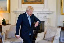 Thủ tướng Anh: "Tôi thà chết còn hơn trì hoãn Brexit"