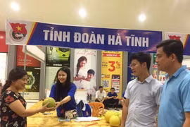 “Bán bưởi – Sưởi ấm trái tim vùng lũ”