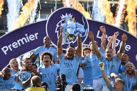 Manchester City lần thứ 2 liên tiếp vô địch Ngoại hạng Anh