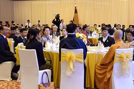 Chủ tịch Quốc hội chủ trì Tiệc chiêu đãi đại biểu tham dự Đại lễ Vesak