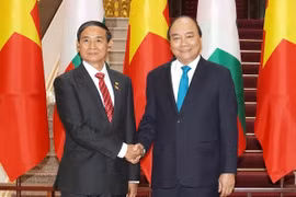 Thủ tướng Nguyễn Xuân Phúc hội kiến Tổng thống Myanmar Win Myint