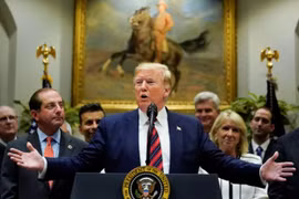 Trump không vội vã đàm phán thương mại với Trung Quốc