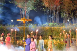 Chính thức khai mạc Festival nghề truyền thống Huế lần thứ 8