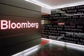 Hình phạt của Bloomberg hay sức nóng từ cuộc chiến chống tin giả
