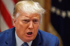 Trump: Mỹ đang theo dõi sát sao Triều Tiên