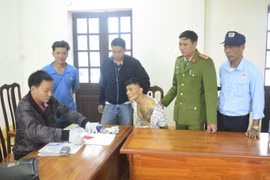 Bắt giữ đối tượng tàng trữ hàng trăm viên ma túy tại trạm BOT